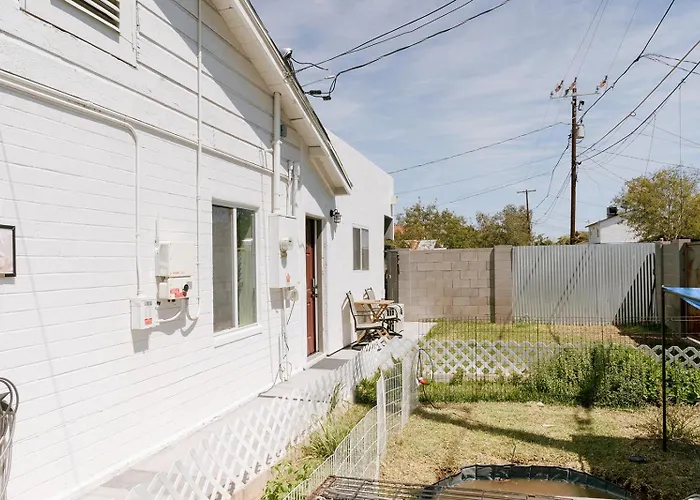 The Compound On 13 St
